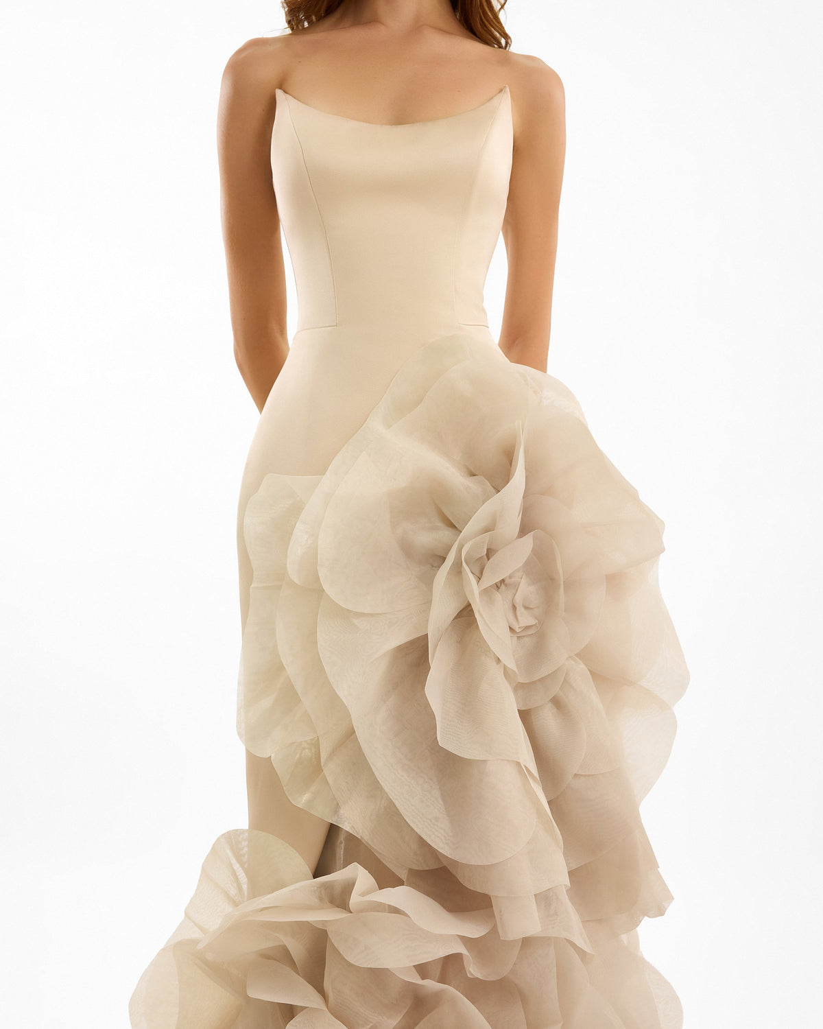 Fitted Scoop-Neck Dress with Sculpted Flowers